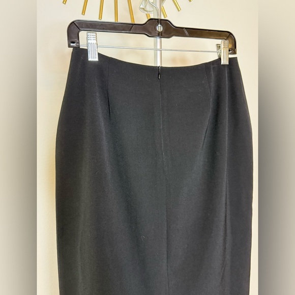 Lauren Ralph Lauren black midi knee length fully lined back zip skirt size 6 EUC - Picture 9 of 9